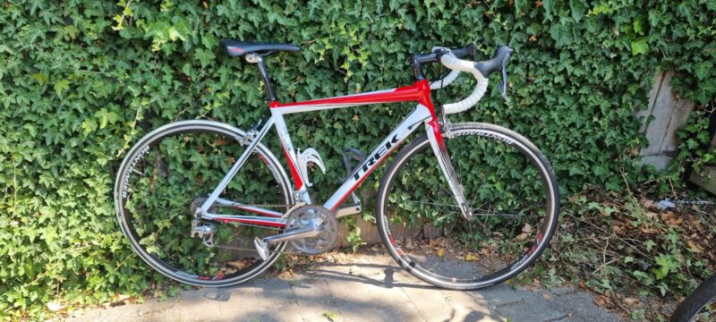 Sjælden Trek Model 1.7 med carbon forgaffel. Str. 54.